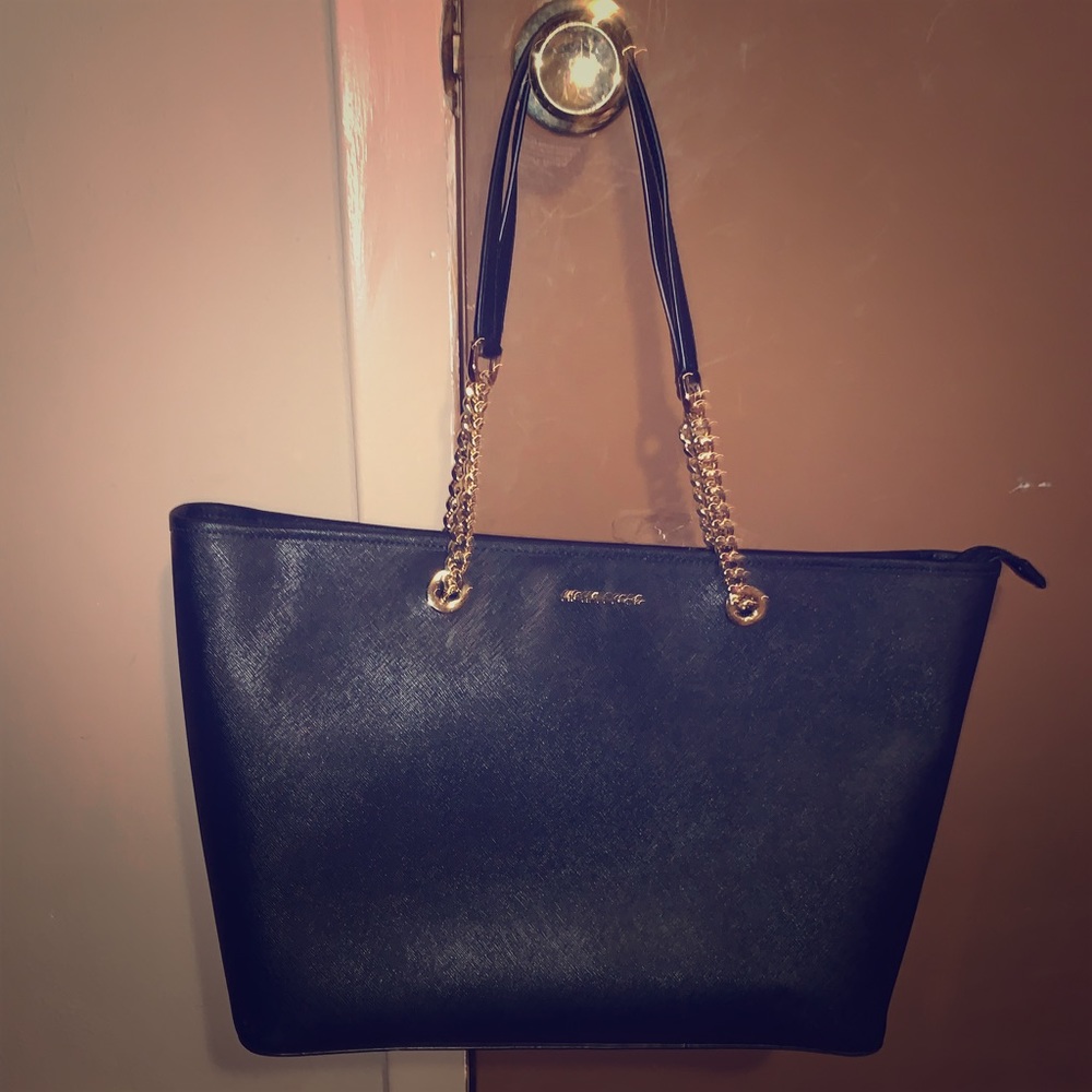 Michael Kors Jet Set Chain Tote